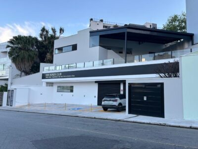 VAGAS BANHISTA, TOSADOR E MONITOR DER HUNDE CLUB